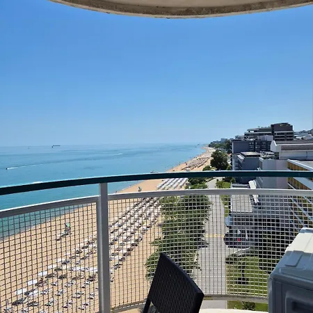 Direkt Am 2 Mit Panorama Meerblick Apartmán Varna