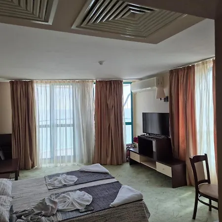 Direkt Am 2 Mit Panorama Meerblick Apartmán